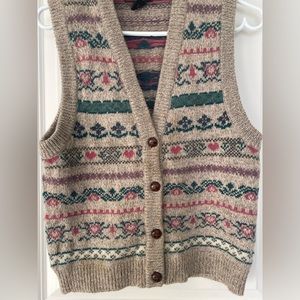 Women’s Eddie Bauer wool sweater vest in size M.